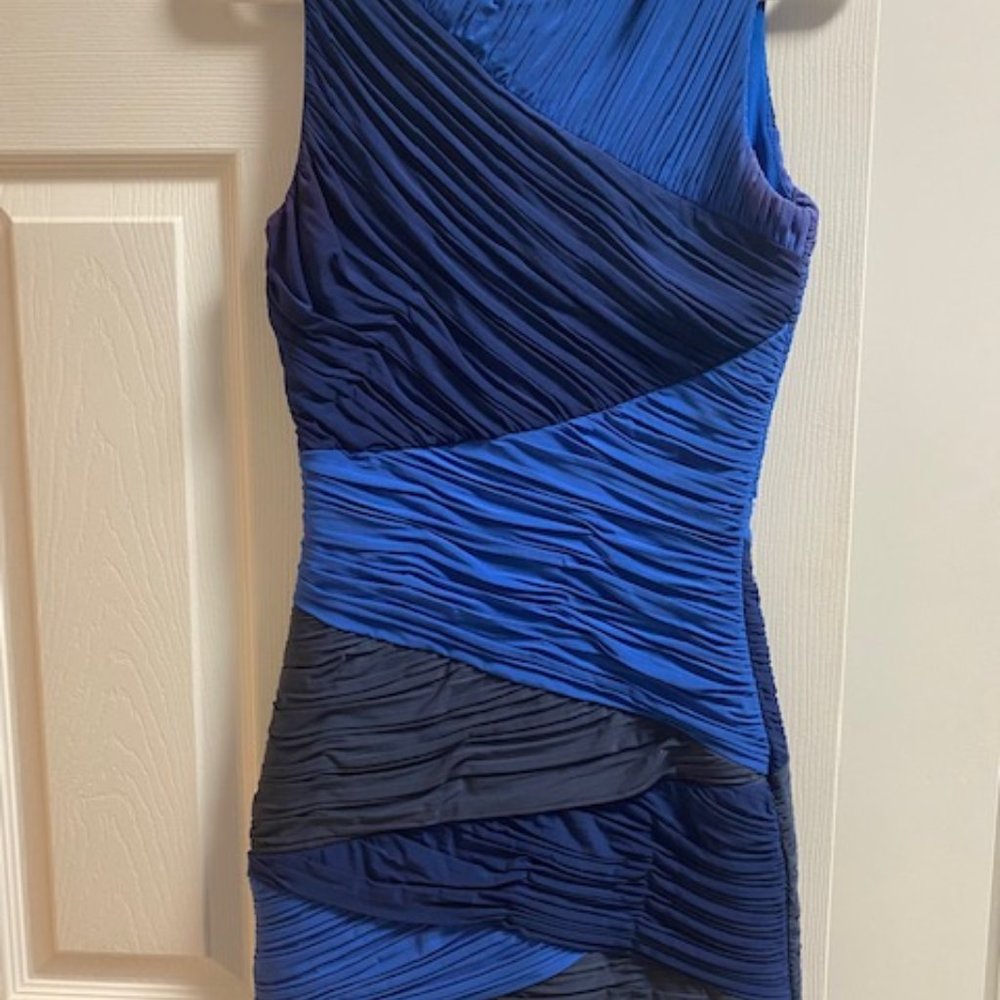 BCBG bodycon dress in shades of blue, size XXS